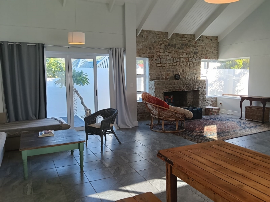 To Let 2 Bedroom Property for Rent in Onrus Western Cape